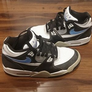 Mike Air Flight Sneakers